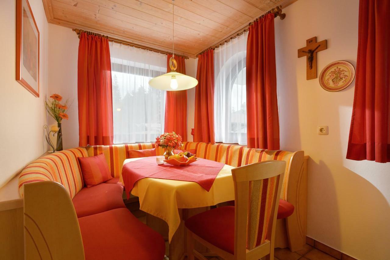 אלמאו Appartement Joechl מראה חיצוני תמונה
